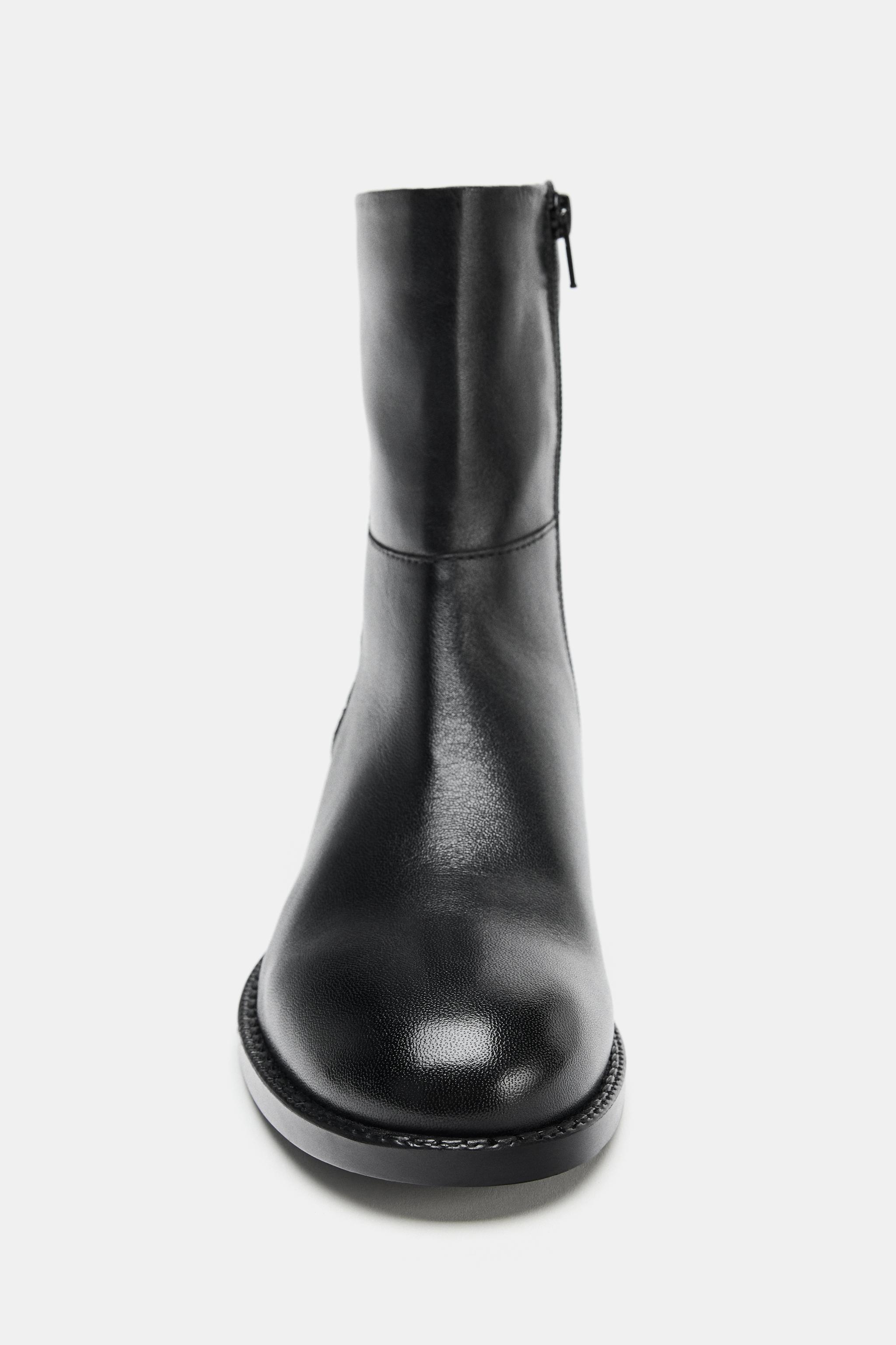 LOW HEELED LEATHER ANKLE BOOTS